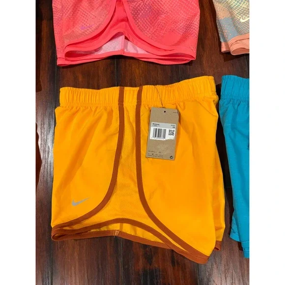 New bundle 6 Nike dri fitWomen's Running lined tempoShorts 3 Inch Inseam XS